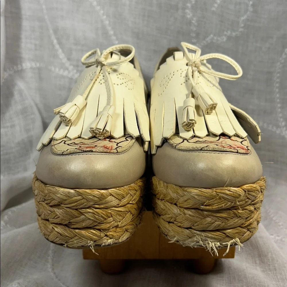 Tory Burch platforms leather loafers with tassles